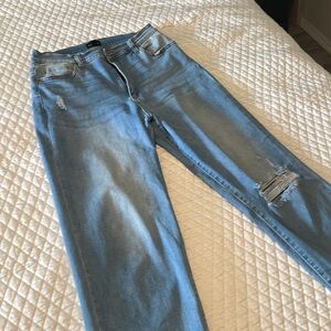 BOUTIQUE JEANS- LIKE NEW